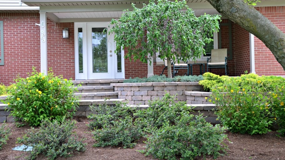 5 Spring Cleaning Tips for a Beautiful Landscape | Angie's List